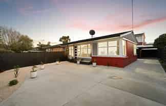 1A Dyer Street, Whitiora