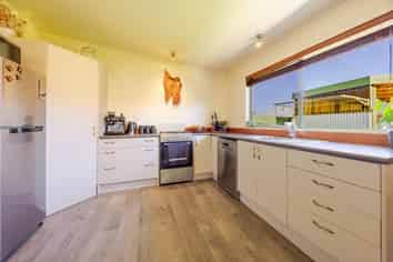 85 Racecourse Road, Waipukurau