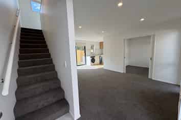 2/146 Blenheim Road, Riccarton