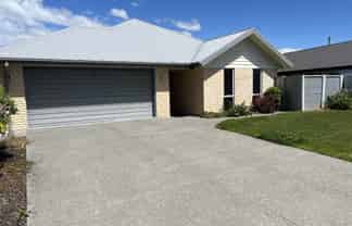 4 Shadbolt Lane, Rolleston