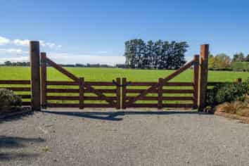 270 and 28 Tinwald Westerfield Mayfield Road, Tinwald