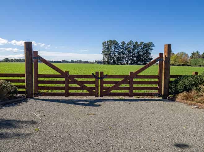 270 and 28 Tinwald Westerfield Mayfield Road, Tinwald