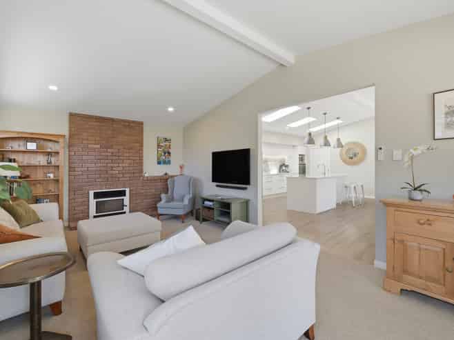 77B Beach Road, Otumoetai