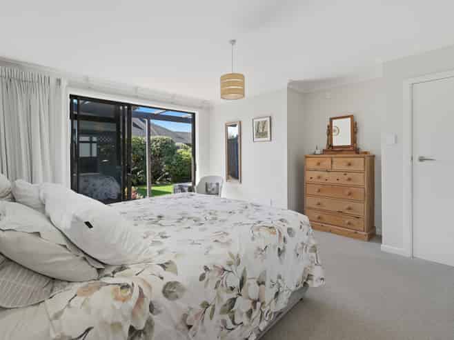 77B Beach Road, Otumoetai