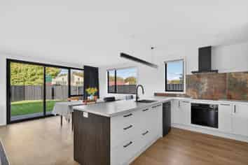 32 Plunket Street, OMAKAU