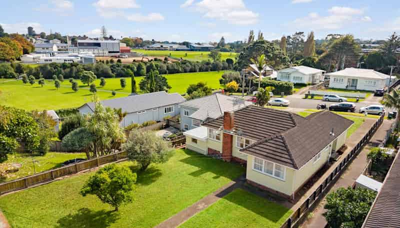 30A  Fergusson Avenue, Sandringham