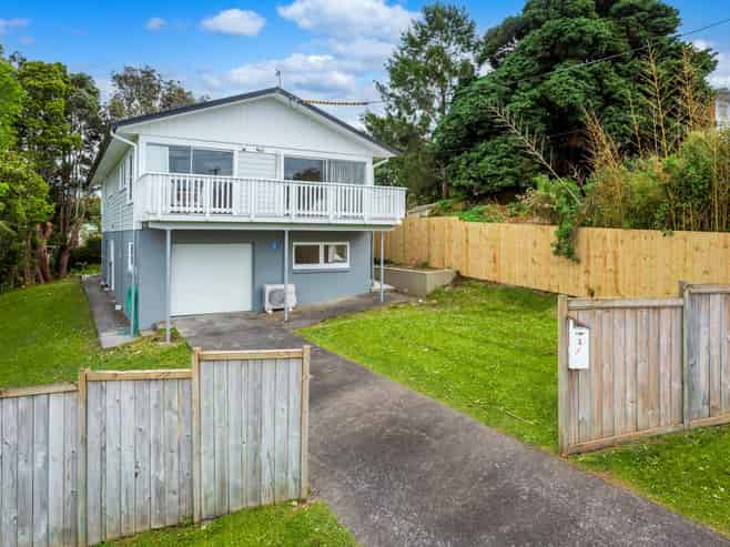 1 Phillipa Place, Browns Bay