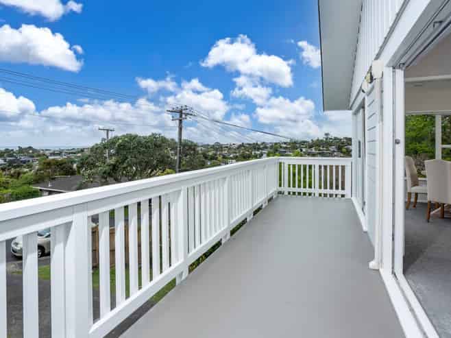 1 Phillipa Place, Browns Bay