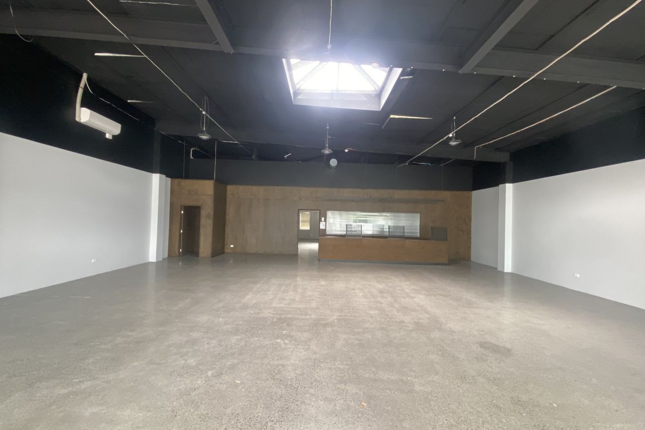 Large format retail on Broadway! - Veduta 2