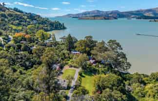 1 Main Road, Governors Bay