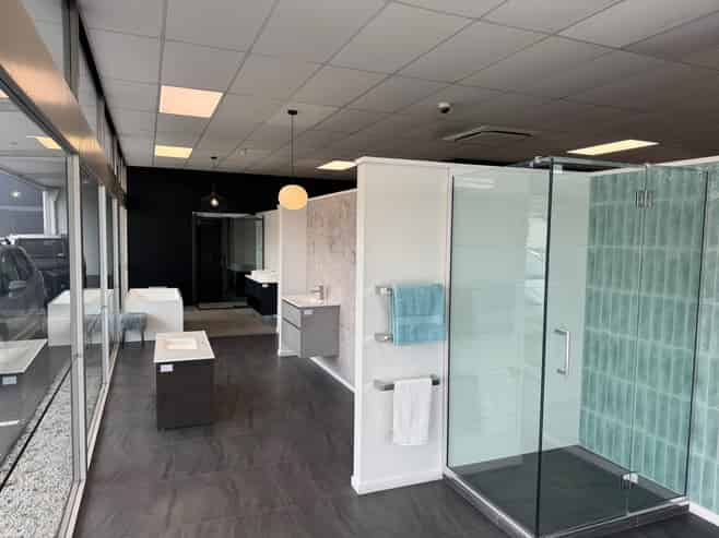 High Profile Showroom / Trade Retail