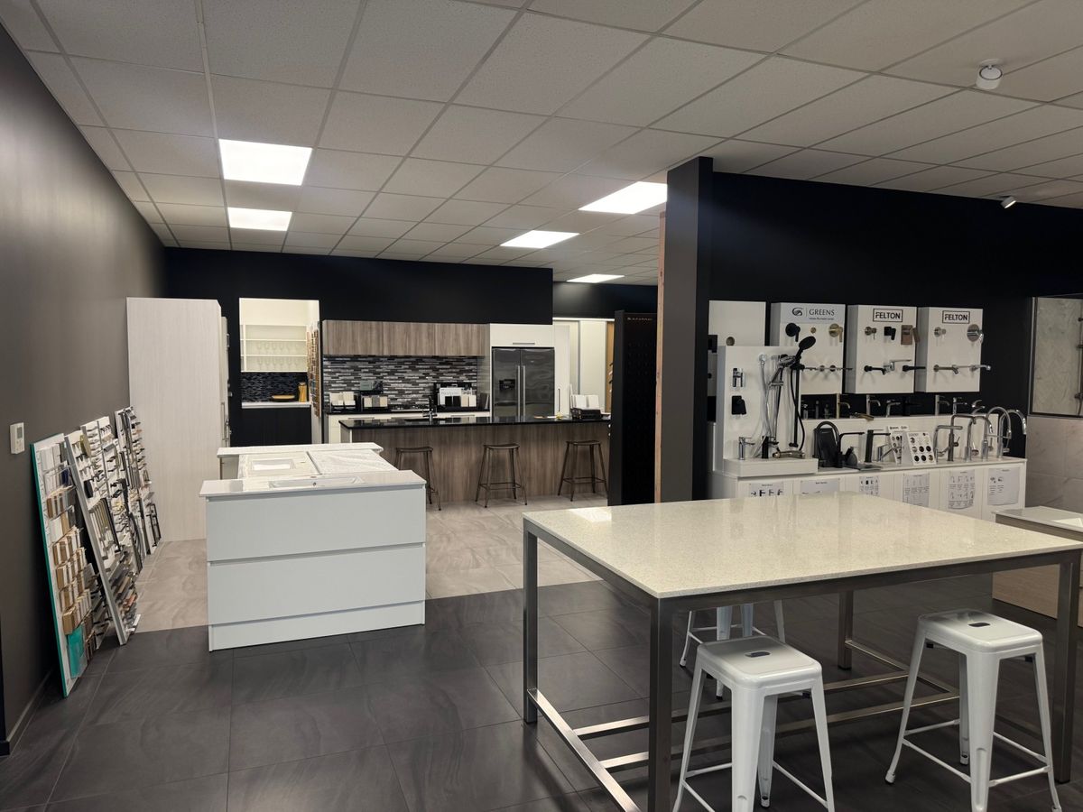 High Profile Showroom / Trade Retail - Mehr