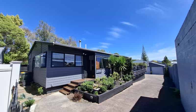 27a Rosier Road, Glen Eden