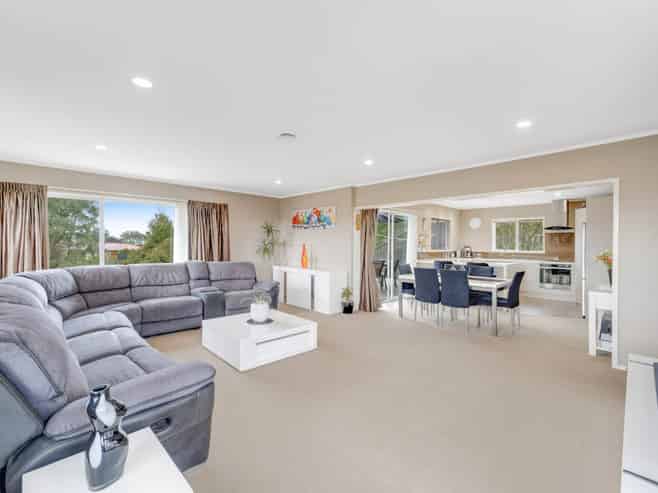 12 Letterkenny Place, Blockhouse Bay