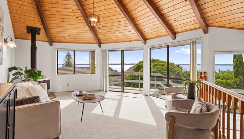 26 Pacific Parade, Army Bay