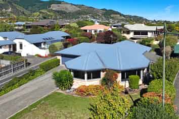  9 Lobank Place, Richmond