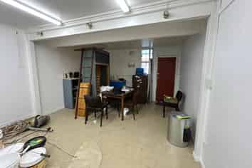 Refurbished & Affordable Unit in Tidy Complex