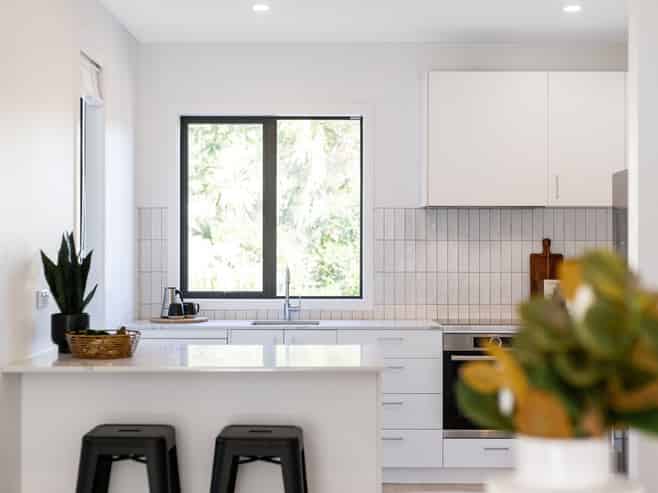 4/323 Riverside Drive, Waterloo