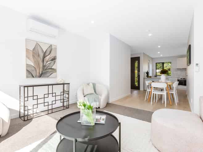 4/323 Riverside Drive, Waterloo