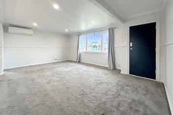 10 Charles Street, Feilding