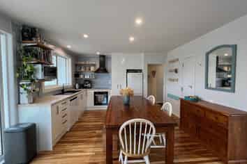 82 Glen Marine Parade, Glendene