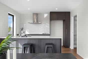9 Lumino Terrace, Peacocke