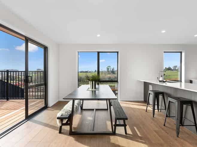 11 Lumino Terrace, Peacocke