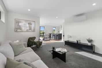 11 Lumino Terrace, Peacocke