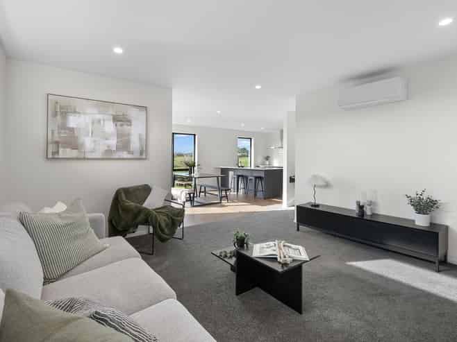 11 Lumino Terrace, Peacocke