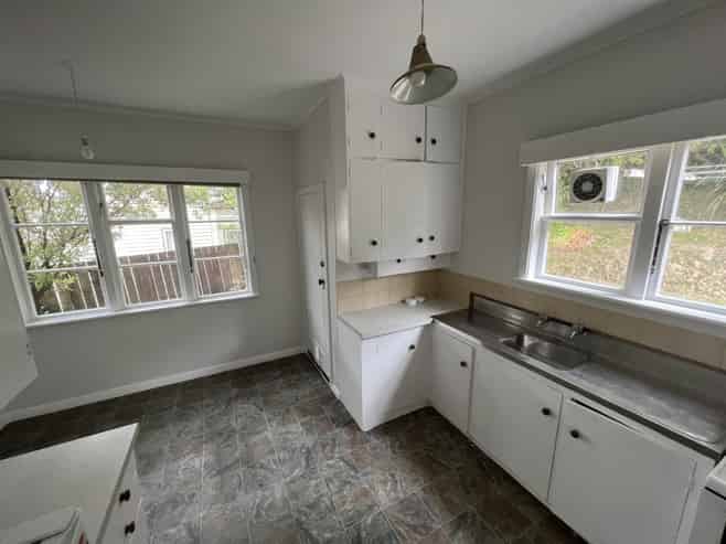 169 Cockayne Rd, Ngaio