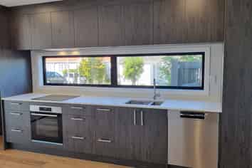 8 Dunkirk Terrace, Mount Albert