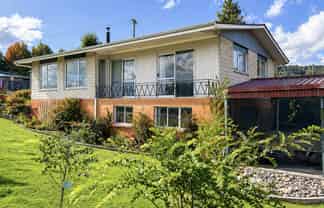 7 Crampton Road, Reefton