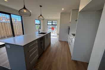 5 Mondo Drive, Rolleston