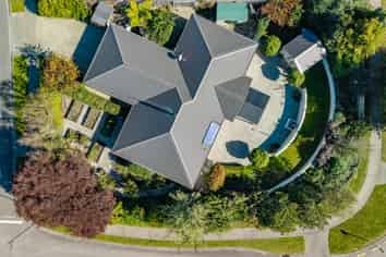 2 McCrae Street, Wakefield