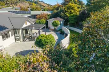 2 McCrae Street, Wakefield