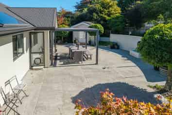 2 McCrae Street, Wakefield