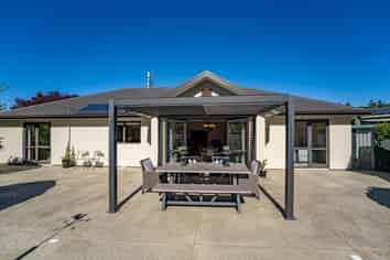 2 McCrae Street, Wakefield