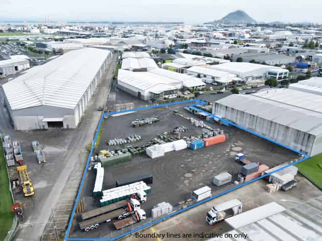 Secure Yard Space Mount Maunganui