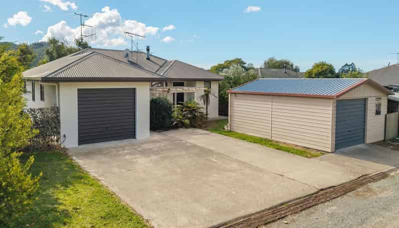 17C Martin Avenue, WAKEFIELD