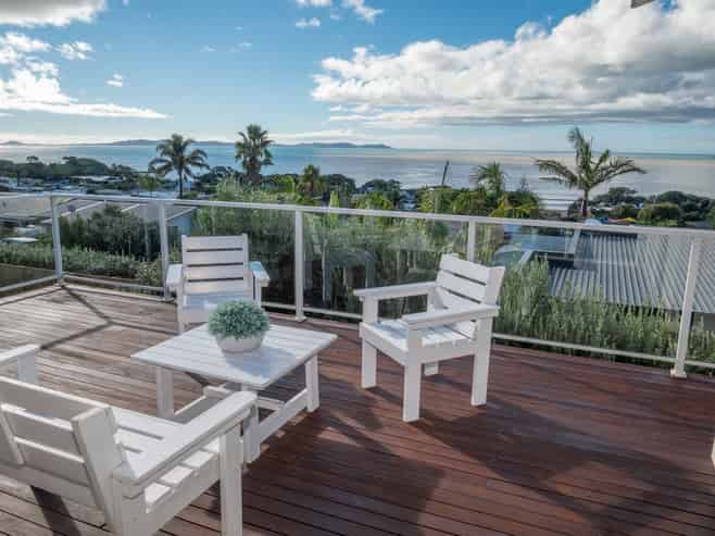 11 Christine Drive, Coopers Beach