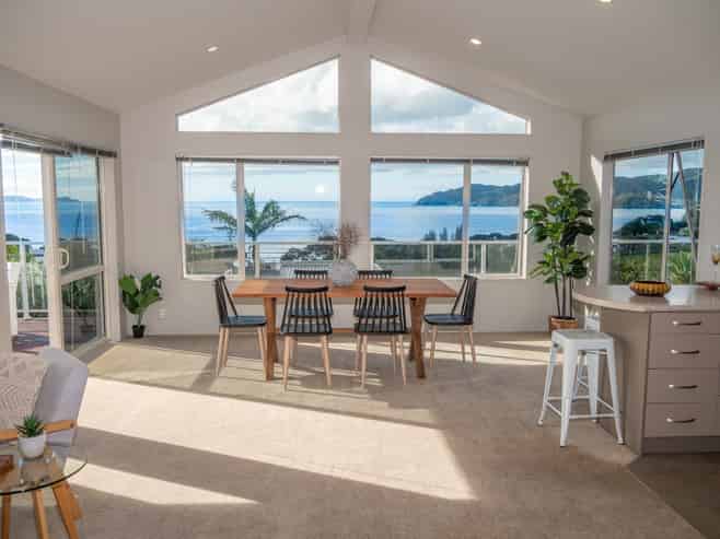 11 Christine Drive, Coopers Beach