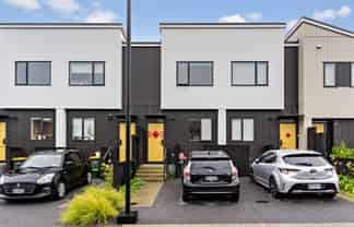 9 Oranga Drive, Westgate