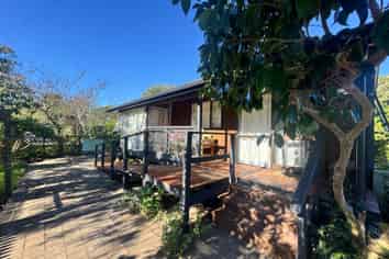 60 Rata Road, Raumati Beach