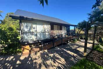 60 Rata Road, Raumati Beach