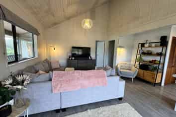 60 Rata Road, Raumati Beach