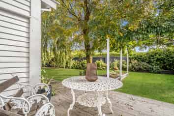 2 High Street, Hawarden