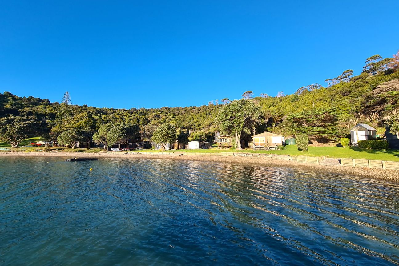 Coastal Sanctuary with Protected Ocean Views – další