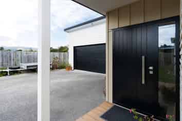 6 Kingi Te Ahoaho Place, Otaki