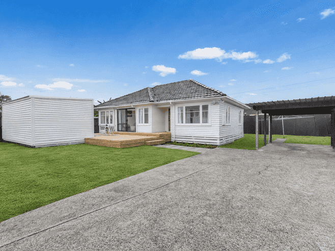 2/8 Fisher Crescent, Otara