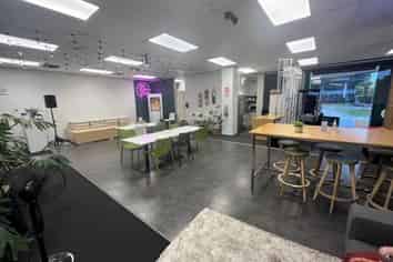 High Profile Ground Floor Office